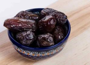 قیمت خرید خرما عمده اصفهان + خواص، معایب و مزایا