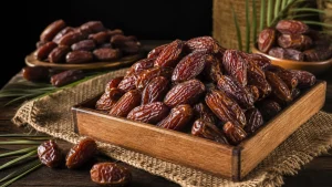 خرما پیارم صادراتی بافت نیمه‌خشک و اندازه یکنواخت
