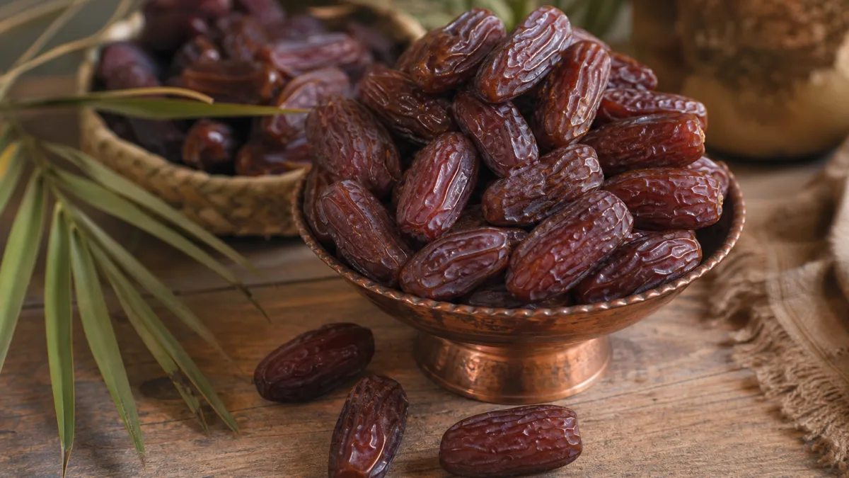 خرما پیارم حلوالند
