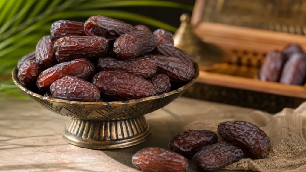 خرما پیارم حس